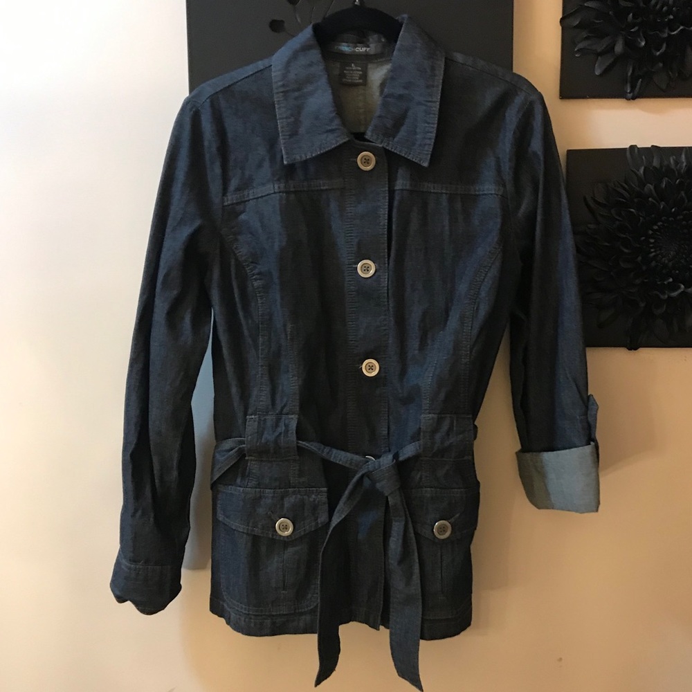 French cuff car length denim jacket